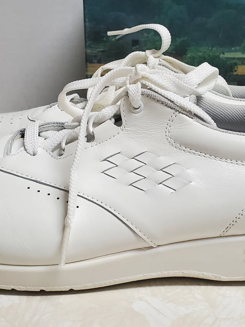 SAS Women’s White Leather Freetime Walking Shoes USA